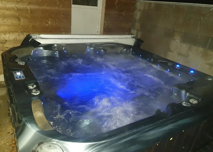 Gîte Atypique avec jacuzzi