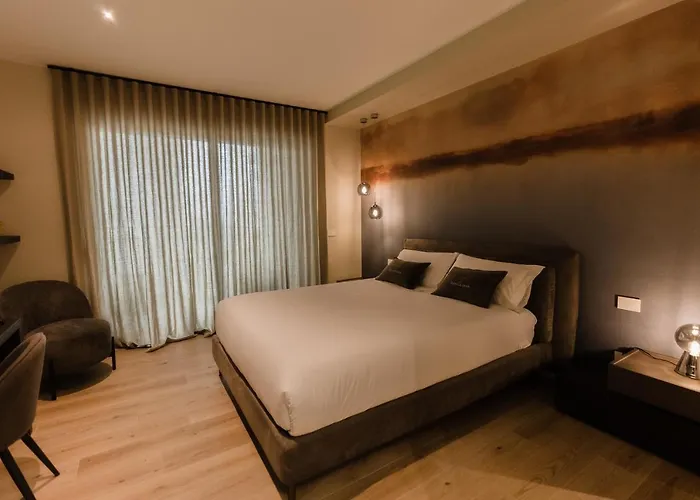 Hotel Jacuzzi: 'Tabula Rasa Exclusive Rooms'