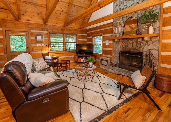 Creekside Cabin - Seven Devils,Nc - Pet-Friendly, Close To Skiing & Hiking, And The Apline Coaster!