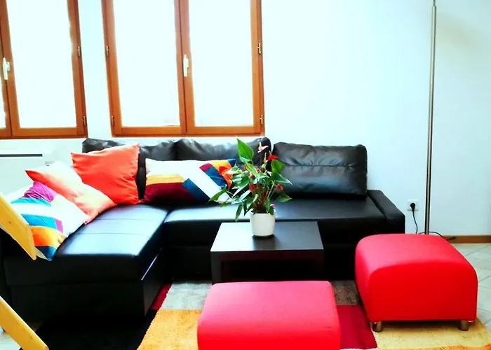 Cozy Villa Close To Cern, Geneva Airport, Un