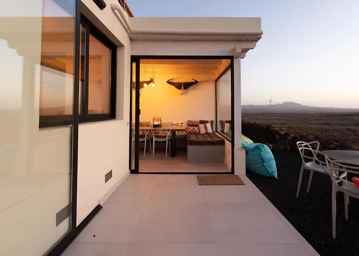 Calderon Hondo. Top Design, Views And Pool Lajares-