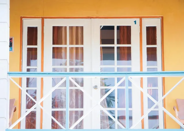 Buttercup Cottage Apartments
