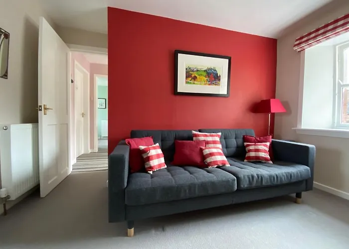Charming Cottage In North Berwick With Sea Views