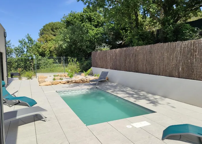 Villa Albera Laroque Gites Location Vacances