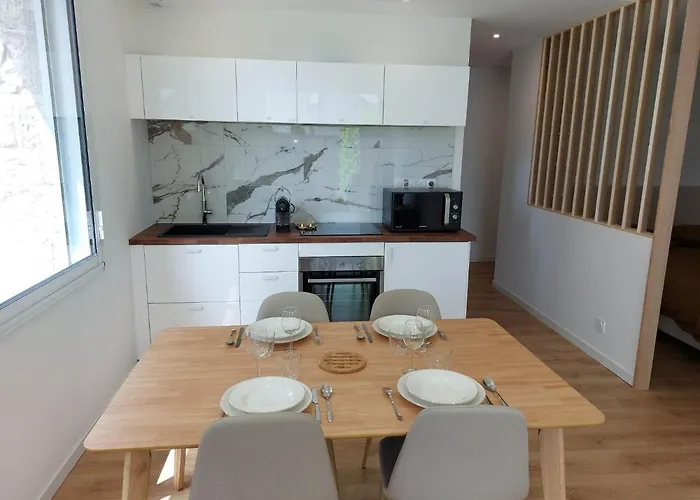 La Villa Bompard 48M2 Cœur de ville avec terrasse