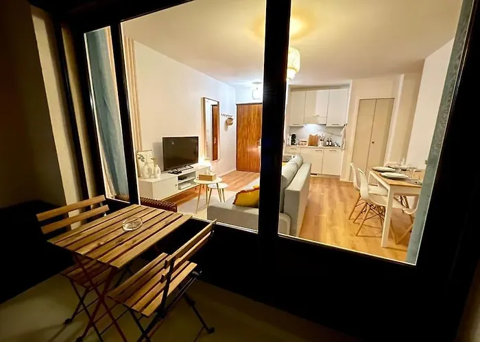 Appartement - Lit Queen Size - Proximité Genève