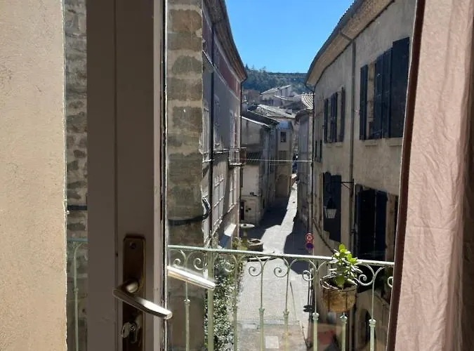 Les Vans - Charmant appartement au cœur du village