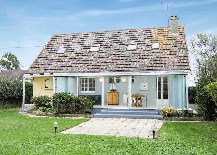 Amazing Home In Anneville Sur Mer