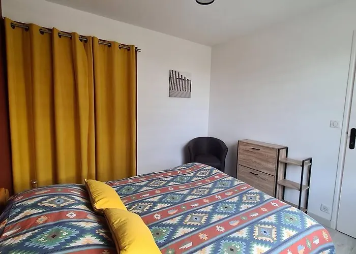 Maison 50 m de la plage Valentin