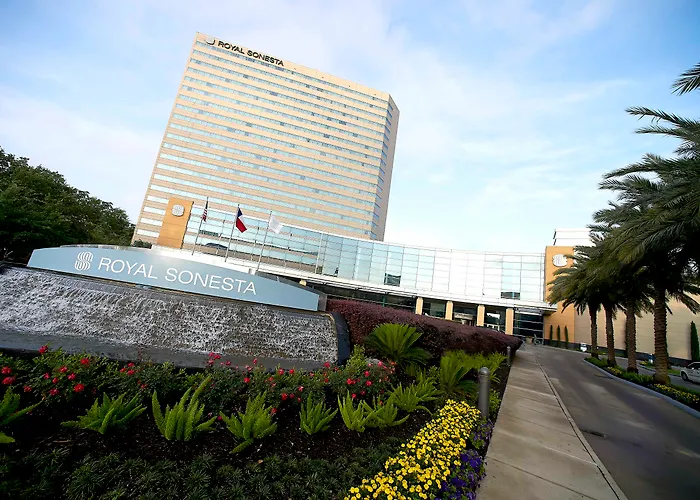 Romantic hotel: The Royal Sonesta Houston Galleria