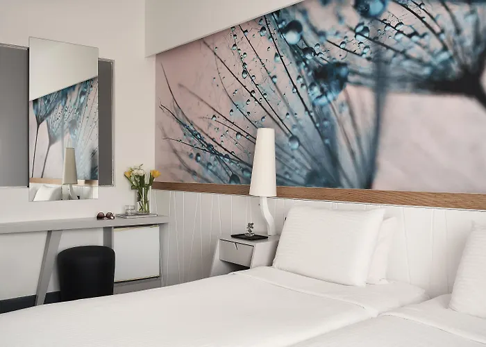 Hotels Close to Airport Lato Boutique