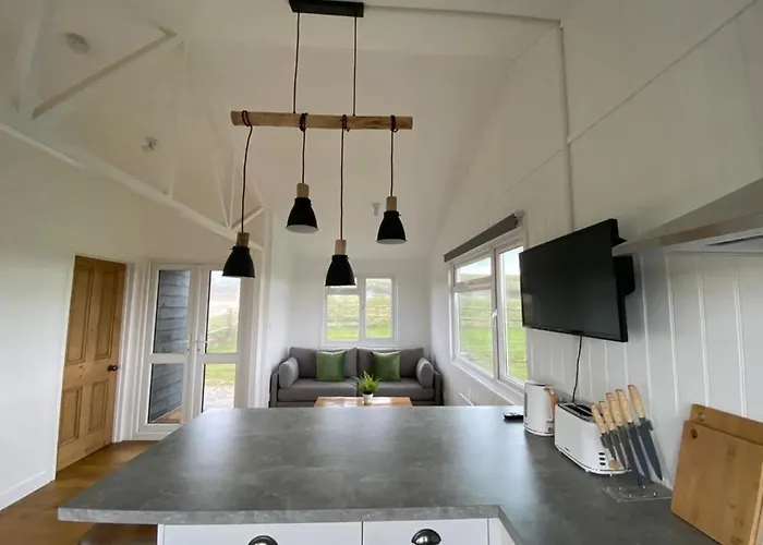 Pet Friendly hotel: Outback Cosy Cottage Jurys Gap