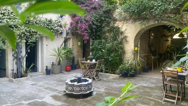 Le Rouget