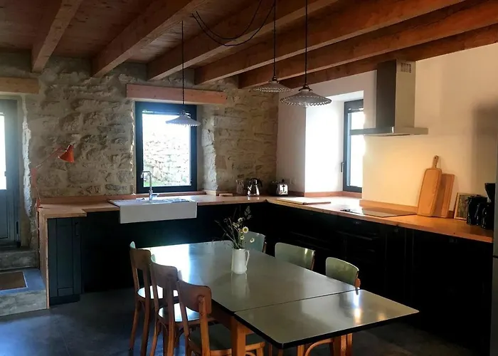 Saint-Tuge Maison de vacances