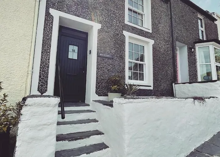 Bryn Goleu, Mersey Street, Borth-Y-Gest