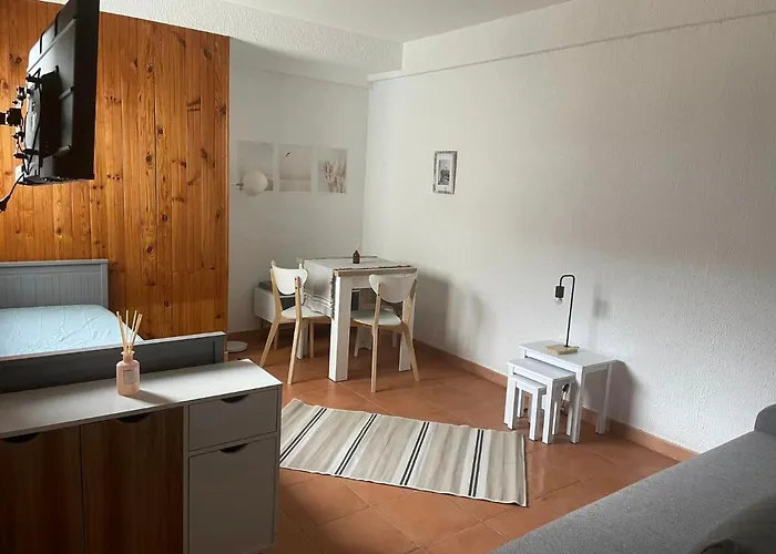 Studio Cosy Auron