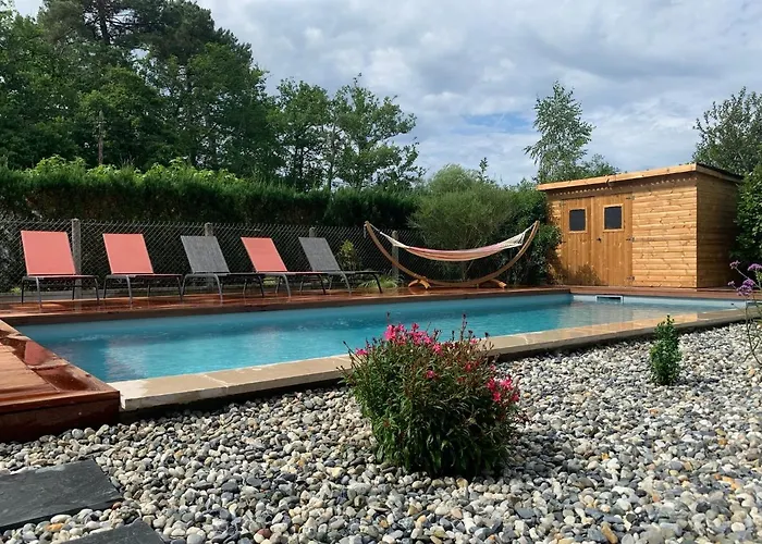 Villa Le Faré 10 min des plages - Climatisée - 8 Pers - Piscine Chauffée du 1er mai au 30 sept -