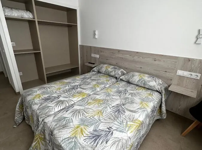 Hotel céntrico: Aparthotel /Apartamentos Turísticos Raquel's