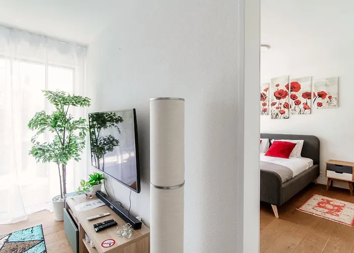 Linda Terrace By Quokka 360 - Modern Apartment With Spacious Private Terrace
