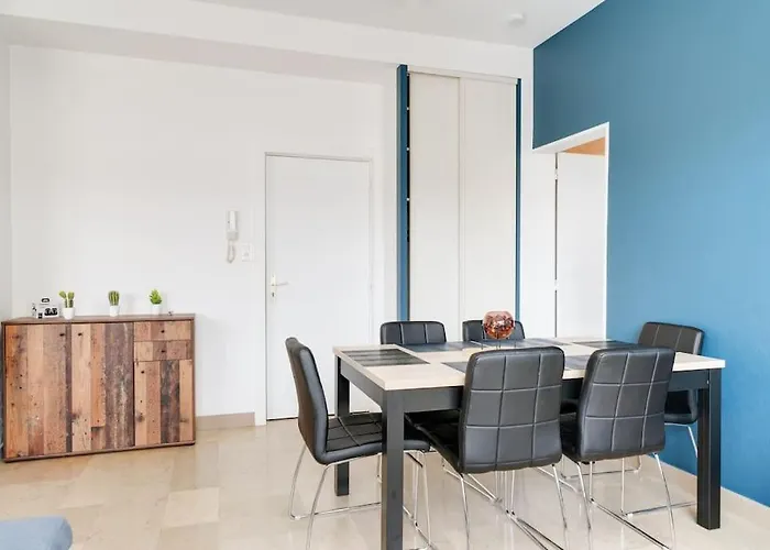 Superbe Appartement A Une Minute A Pied De La Gare