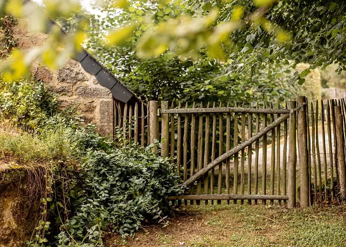 La Métairie Saint-Michel de Quinipily - Les Gîtes de KEROUZEC - Nature et détente
