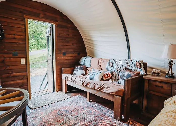 Heated & Ac Full Bathroom Covered Wagon