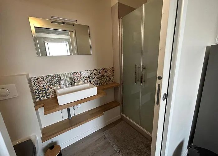 Appartement les pieds dans l'eau à Hauteville sur mer