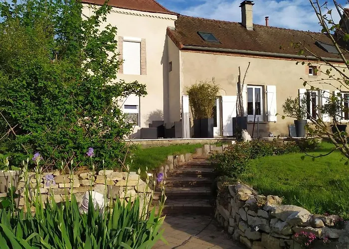 Chambre dans colombier à 10 mn de Vichy