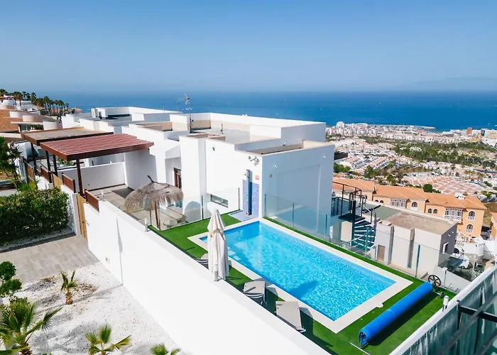 Sunset White Villa - Ocean View, Jakuzzi, Heated Pool, Air-Conditioning, Grill