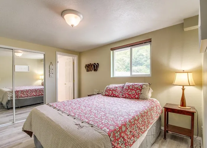 Winchester Bay Vacation Rental Near Dunes & Atv!