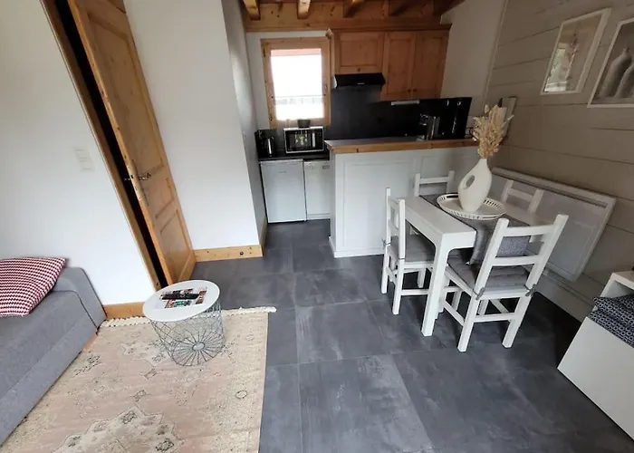 Charmant Appartement Bozel Centre