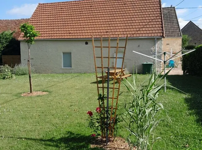 Aux Merveilles Des Ormes