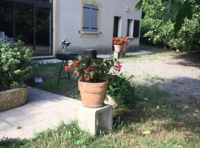 Appartement dans un mas provencal