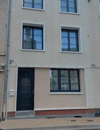 Mister Hinster - studio tout confort centre ville Nogent-le-Rotrou - 1e étage