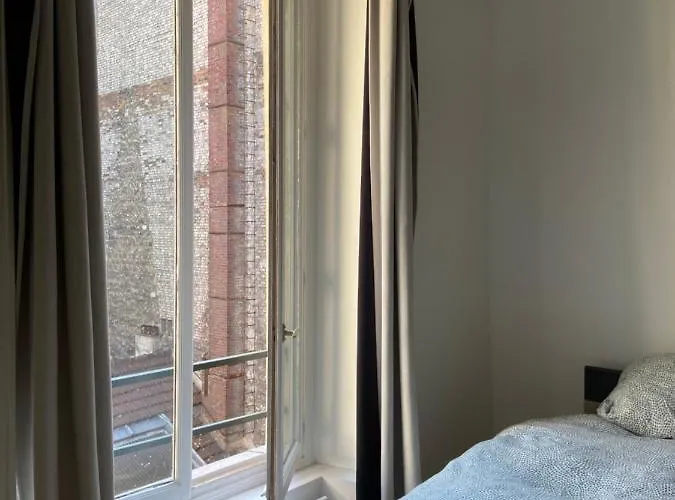 Studio Quai De Valmy