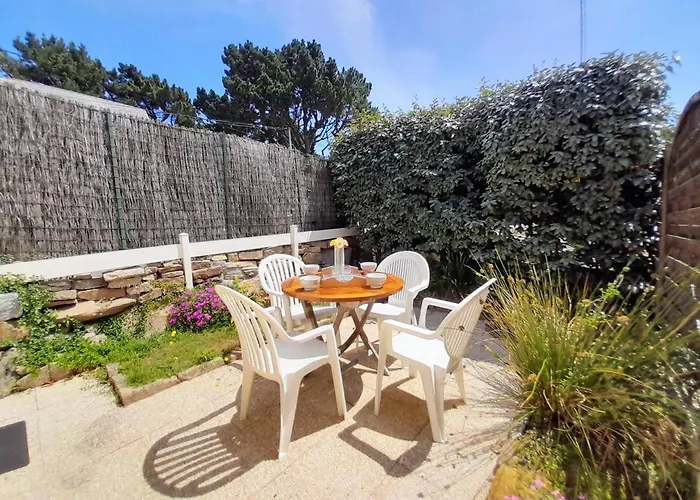 Maison cosy 3 pièces avec terrasse à 800m de la plage - Wifi, lave-vaisselle, parking public - FR-1-477-238