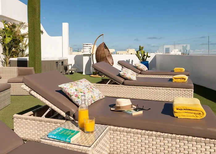 Apartamentos Islamar Arrecife (Adults Only)