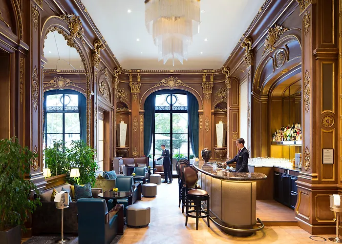 Hôtel de plage: The Peninsula Paris