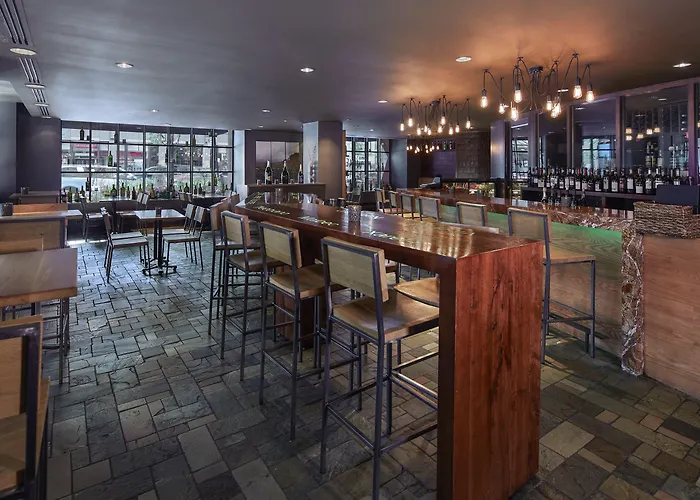 Hotels With Four Stars Intercontinental Chicago Magnificent Mile By Ihg
