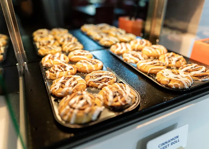 Hotel with pool: Holiday Inn Express San Clemente N - Beach Area By Ihg