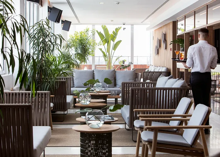 Hotel con vista: Me Madrid Reina Victoria By Melia