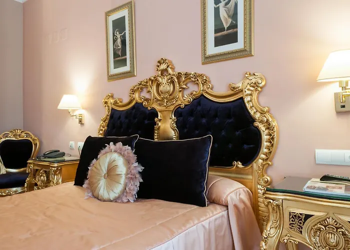  Adriano Boutique