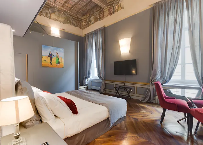 Palazzo Del Carretto-Art Apartments&Guesthouse