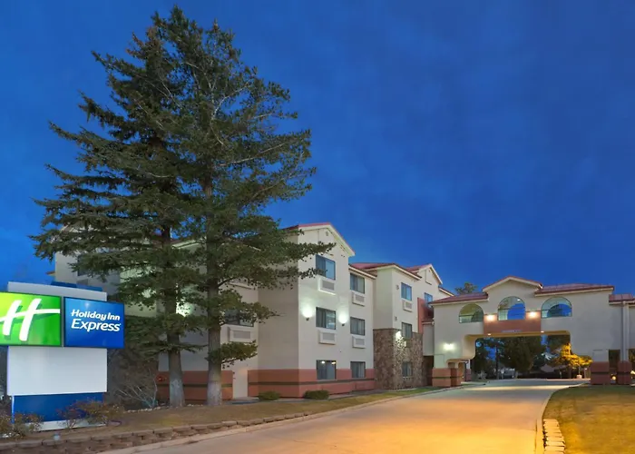 Holiday Inn Express Show Low By Ihg