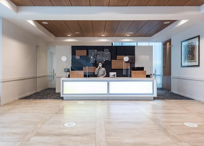 Holiday Inn Express Manga By Ihg