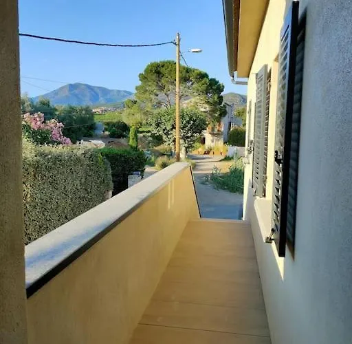 Appartement neuf avec balcon et 2 chambres