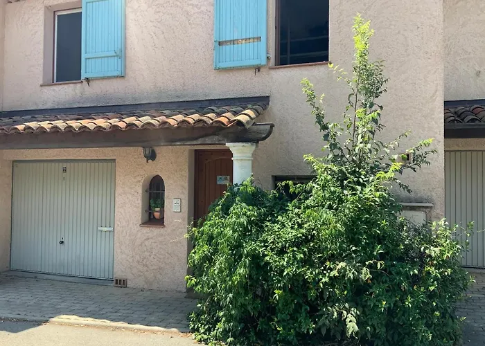 Chambre privée avec salle d’eau et terrasse au calme