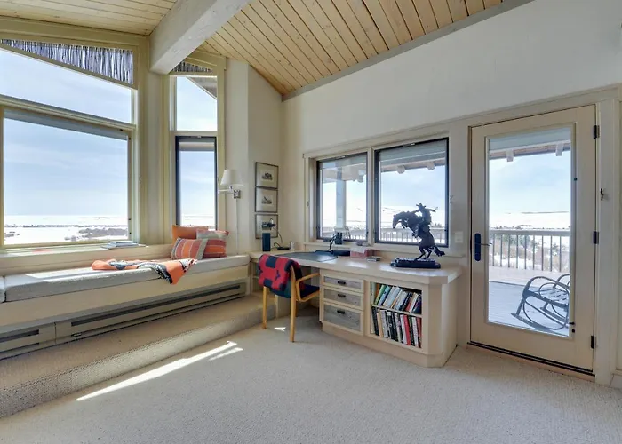 Cora Home W/ Mountain Views - Fishing On-Site!