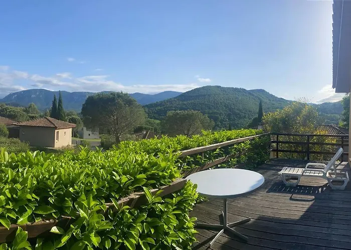 Charming House In Espinet Domain