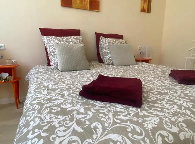 Chambre privée au calme excellente prestation